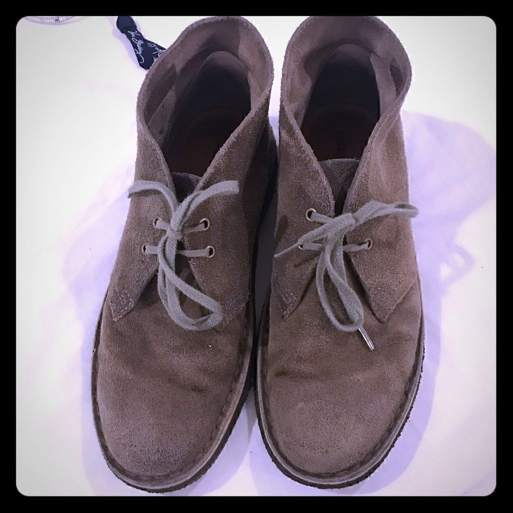 Clarks original desert boot sz 7 green/grey suede
